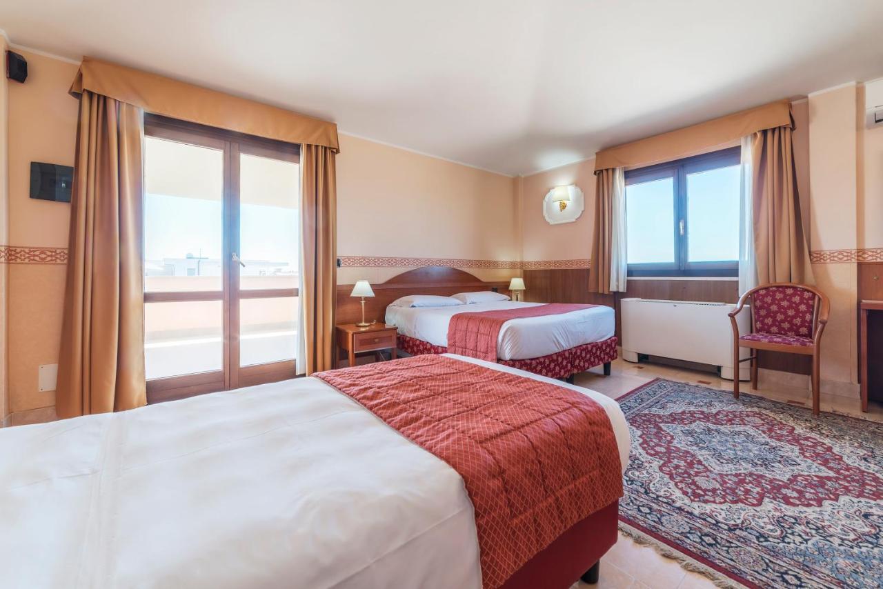 Hotel Riviera Fiumicino Bagian luar foto
