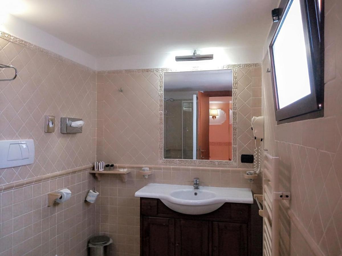 Hotel Riviera Fiumicino Bagian luar foto